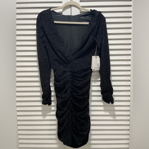 LINI ruched dress NWT - Picture 2 of 4